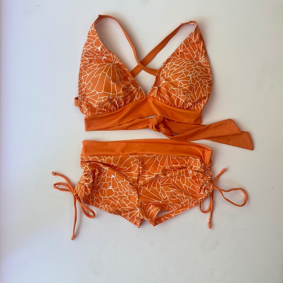 Boy Short Orange Bikini Set - Picture 1 of 4